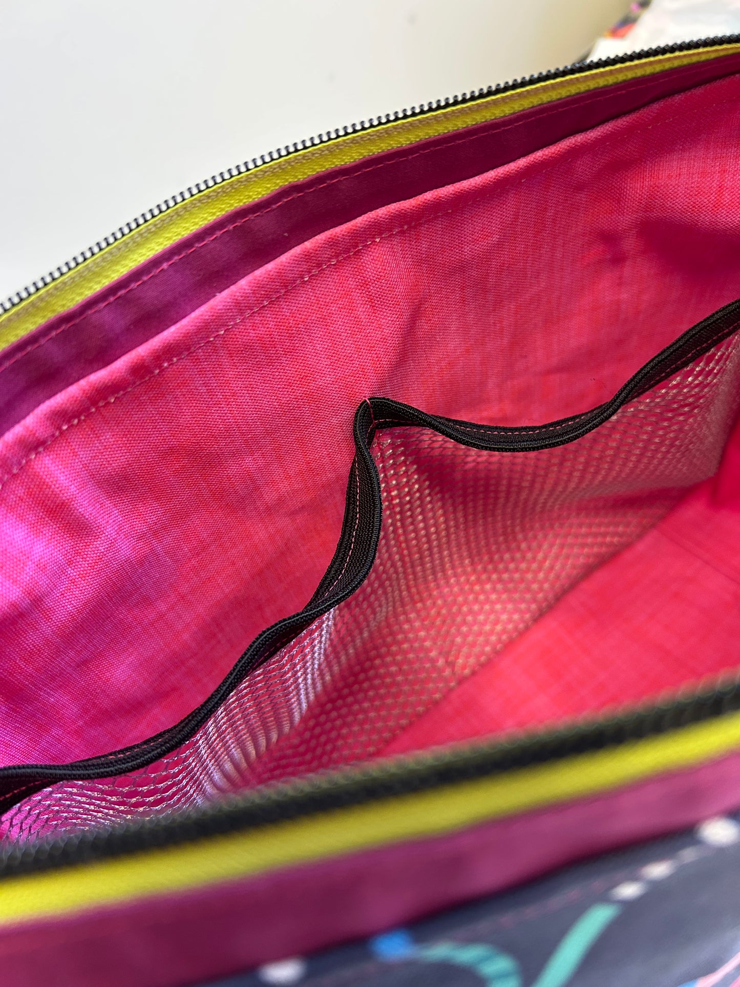 Zip-It Pouch Large Cats