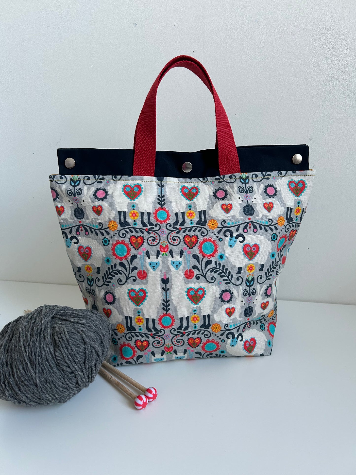 Medium Snaps Bag Scandi Llamas