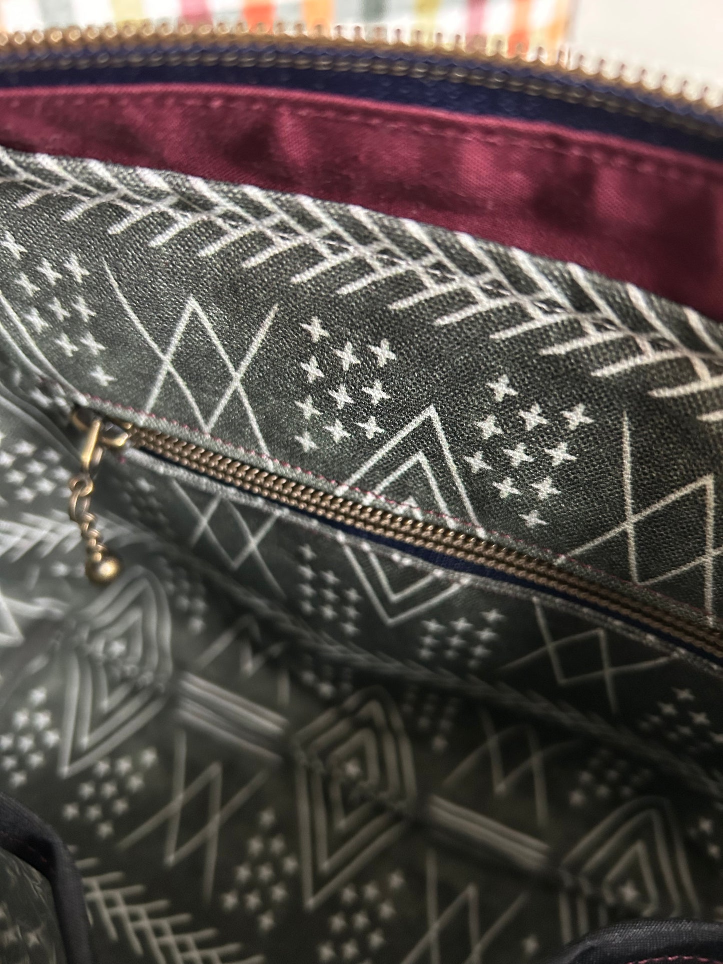 Zip-It Pouch Medium