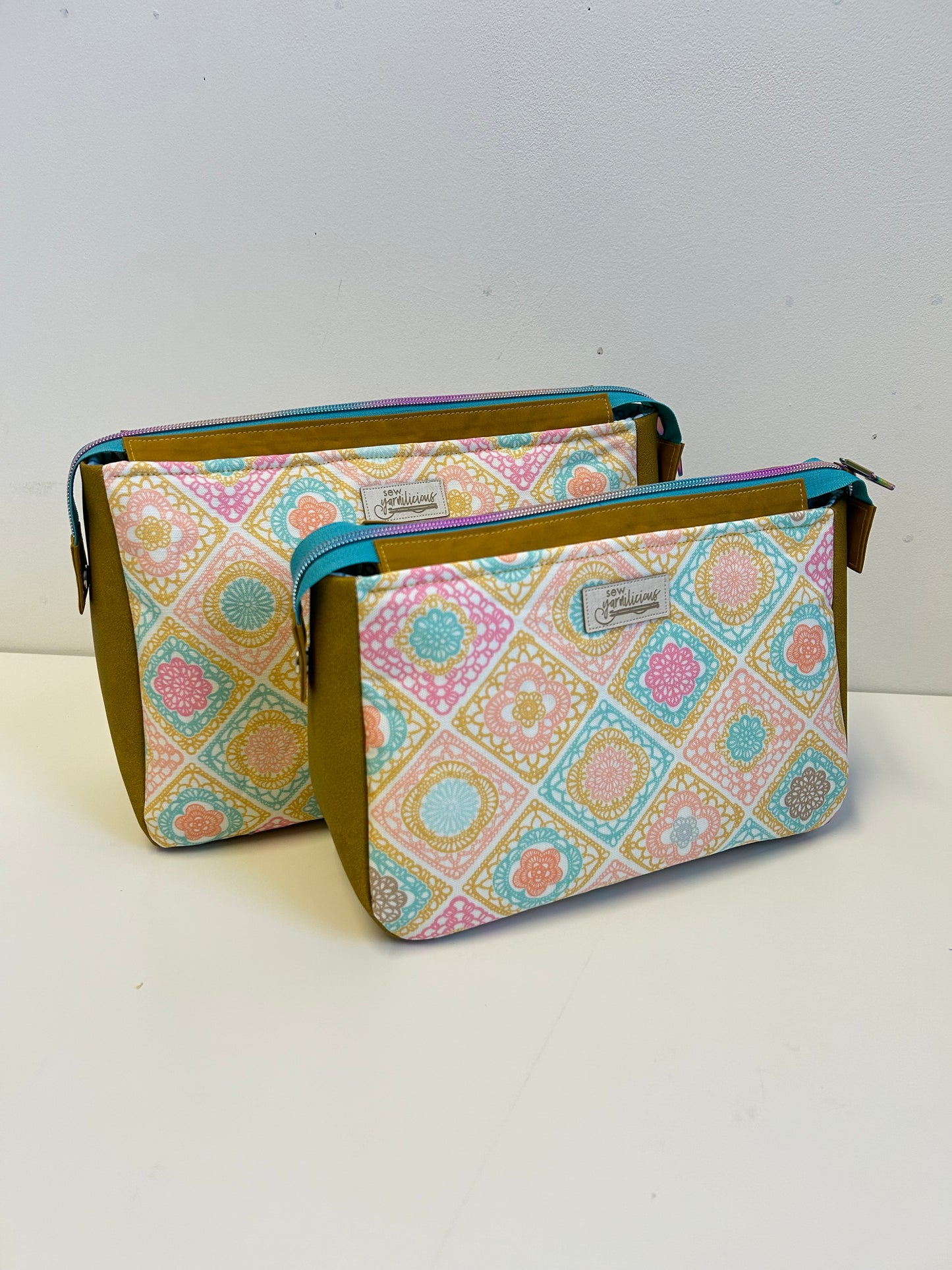 Zip-It Pouch Medium