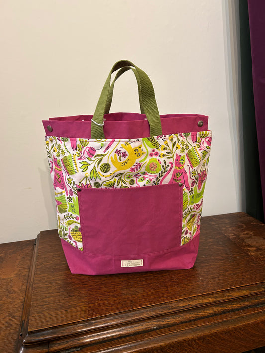 Crafty Cats XL Snaps Bag